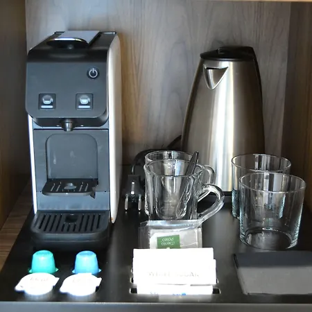 Hotell Sb Glow 4 Sup 4*