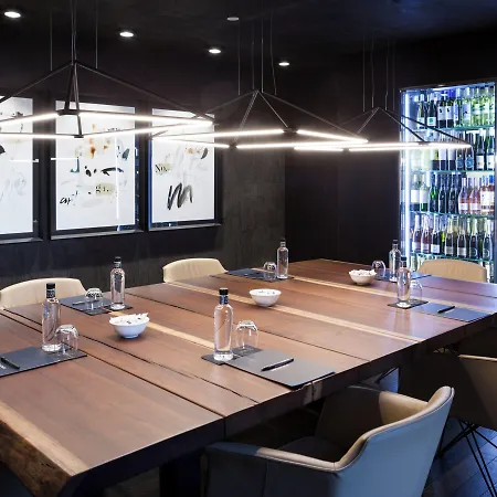 Hotell Sb Glow 4 Sup 4*