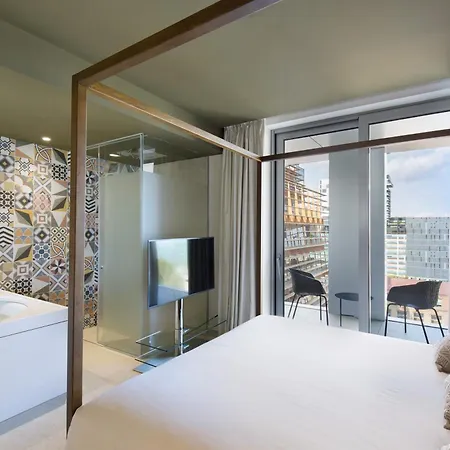 Sb Glow 4 Sup Βαρκελώνη