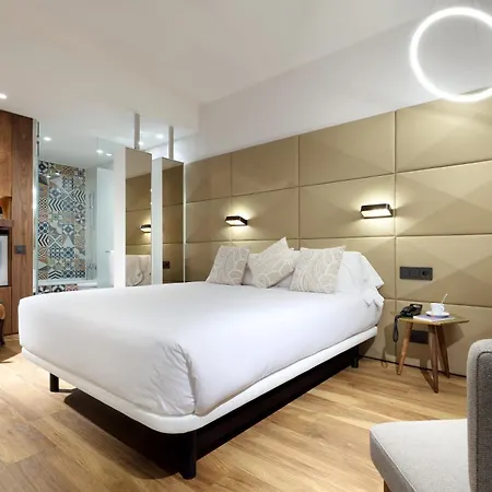 Sb Glow 4 Sup Βαρκελώνη