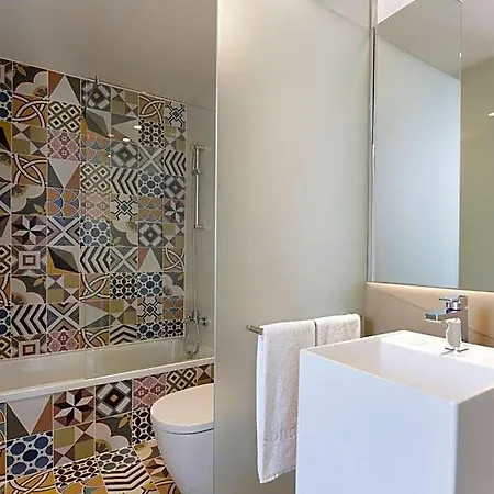 Hotell Sb Glow 4 Sup 4*