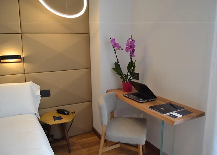 Szálloda Sb Glow 4 Sup